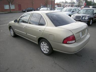 Nissan Sentra 2001 photo 2