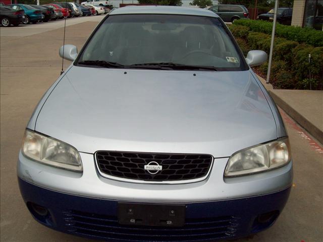 Nissan Sentra 2001 photo 2