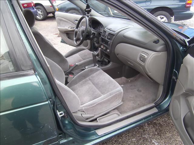 Nissan Sentra 2001 photo 2