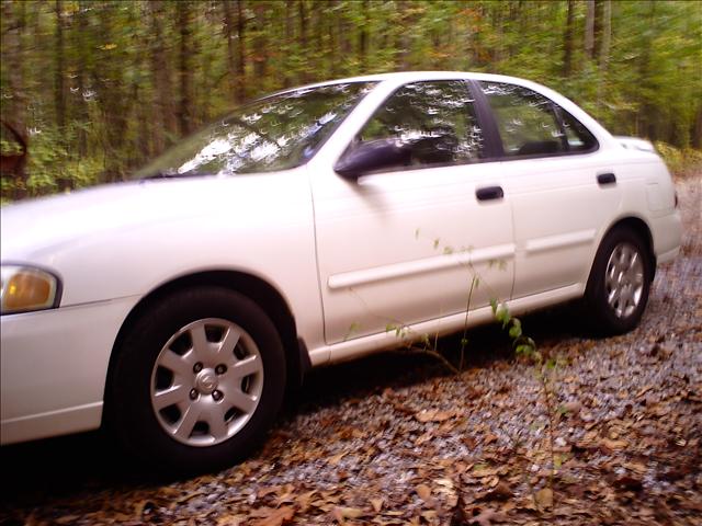 Nissan Sentra 2001 photo 3