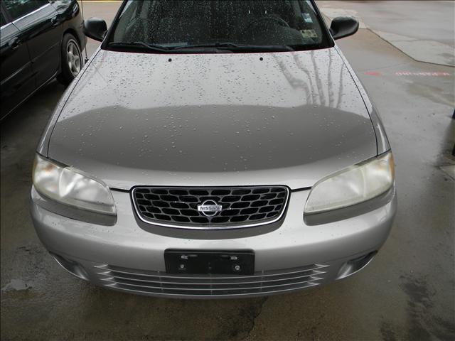 Nissan Sentra 2001 photo 2