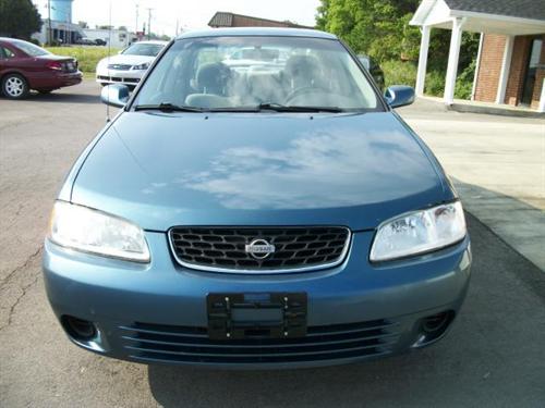 Nissan Sentra 2001 photo 1