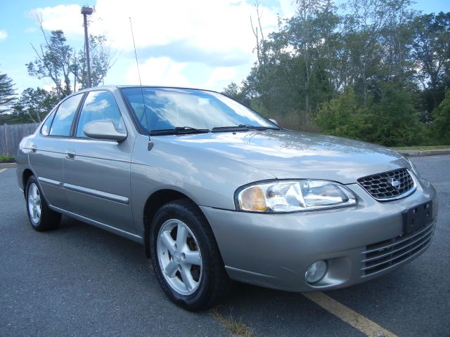 Nissan Sentra 2001 photo 4