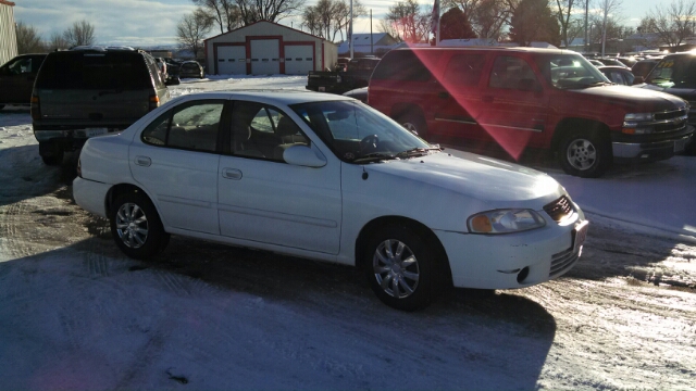 Nissan Sentra 2001 photo 3