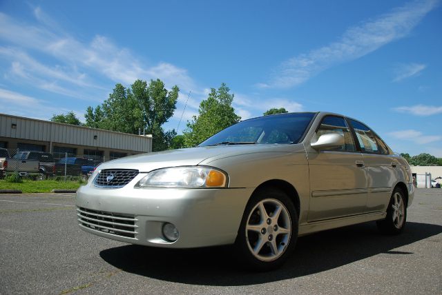 Nissan Sentra 2001 photo 2