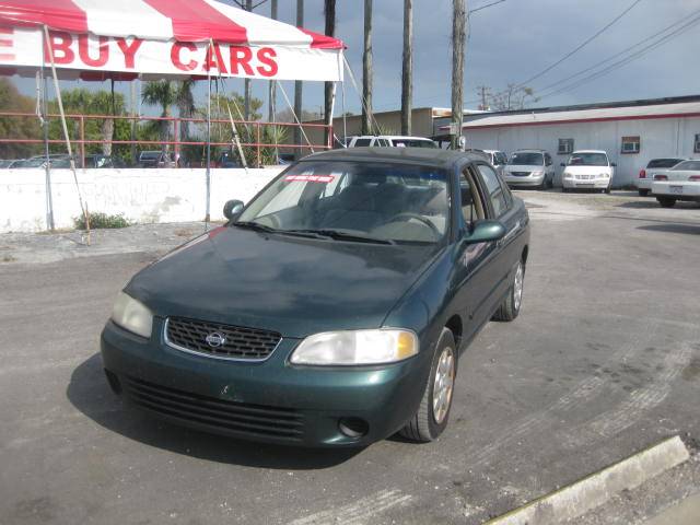 Nissan Sentra 2001 photo 1