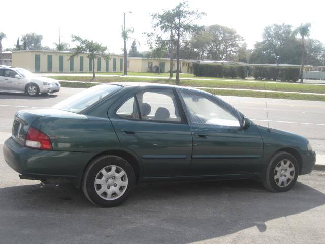 Nissan Sentra 2001 photo 4