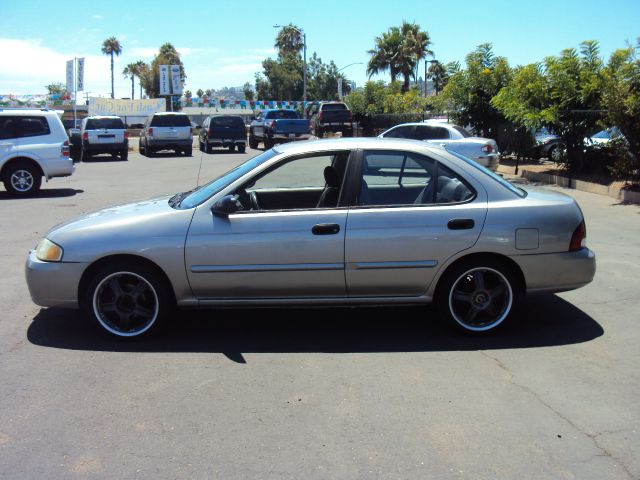 Nissan Sentra 2001 photo 3