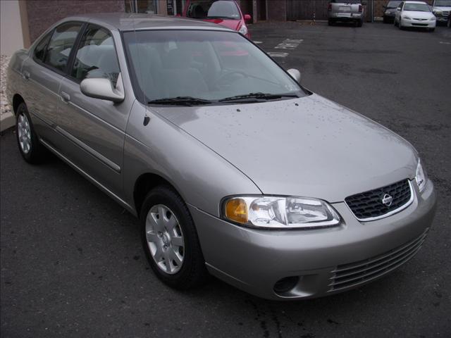 Nissan Sentra 2001 photo 2