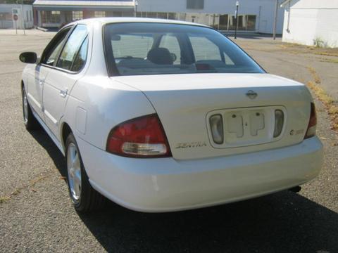 Nissan Sentra 2001 photo 2