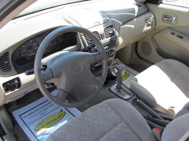 Nissan Sentra 2001 photo 3