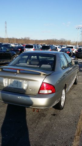 Nissan Sentra 2001 photo 3