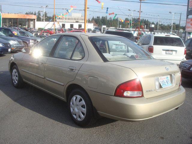 Nissan Sentra 2001 photo 1