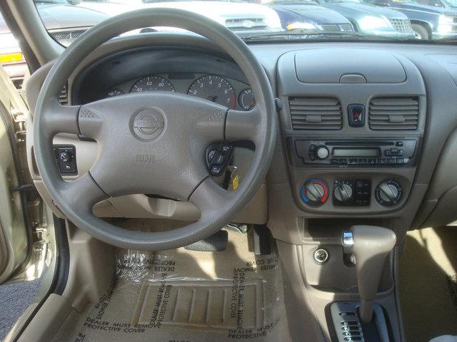 Nissan Sentra 2001 photo 3
