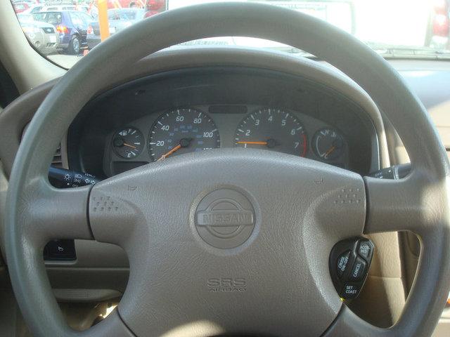 Nissan Sentra 2001 photo 4