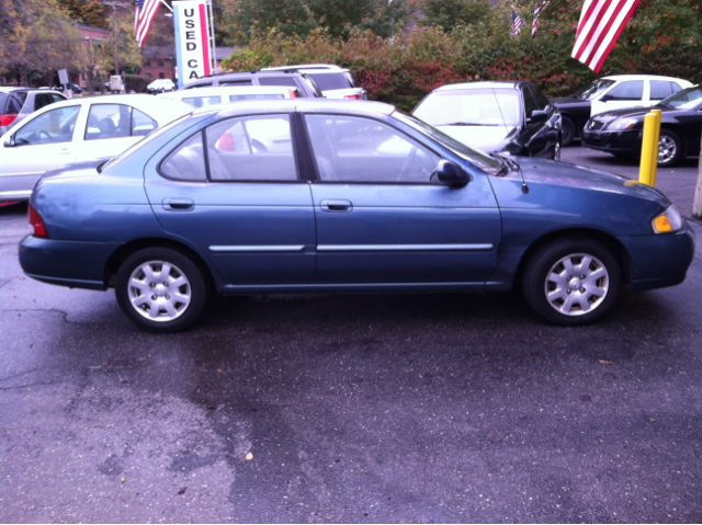 Nissan Sentra 2001 photo 3