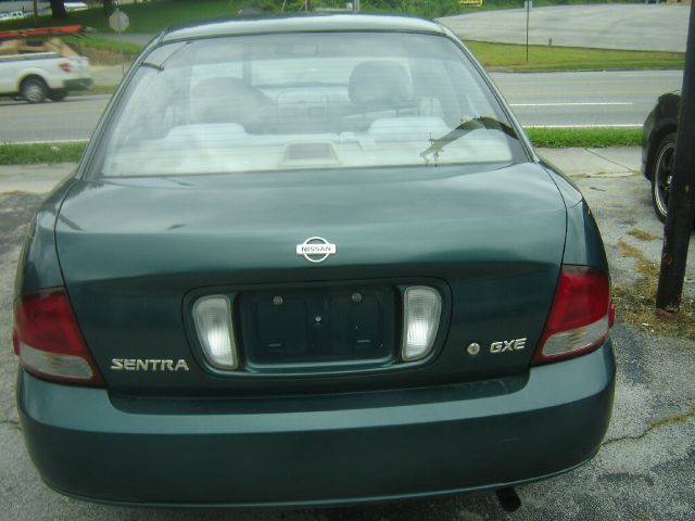 Nissan Sentra 2001 photo 3