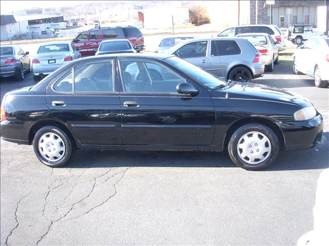 Nissan Sentra 2001 photo 2