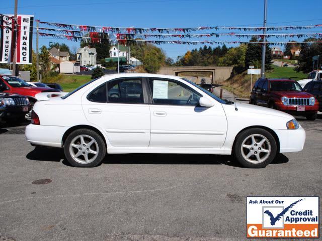Nissan Sentra 2001 photo 1