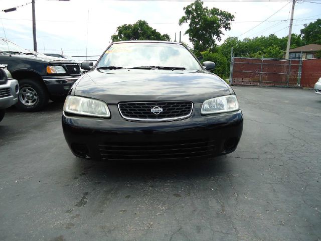 Nissan Sentra 2002 photo 2