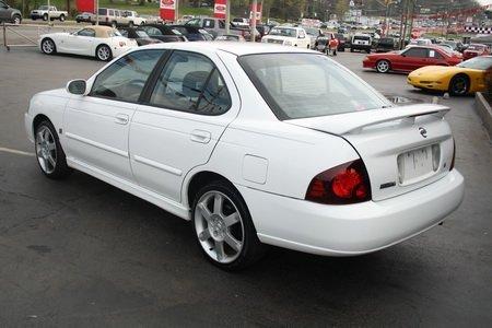 Nissan Sentra 2002 photo 2
