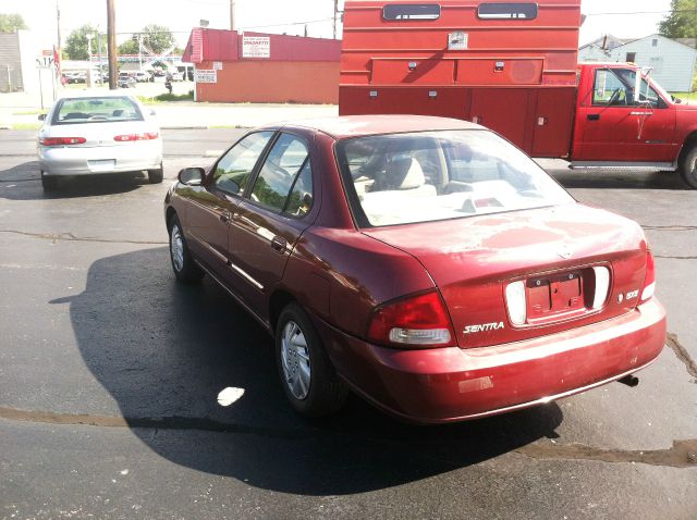 Nissan Sentra 2002 photo 1