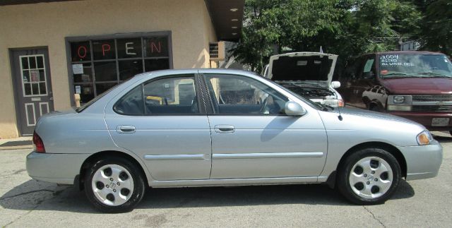 Nissan Sentra 2003 photo 1