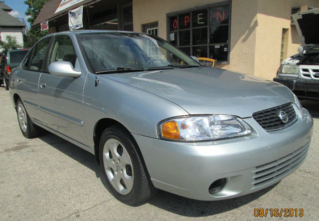 Nissan Sentra 2003 photo 2