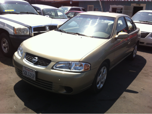 Nissan Sentra 2003 photo 1