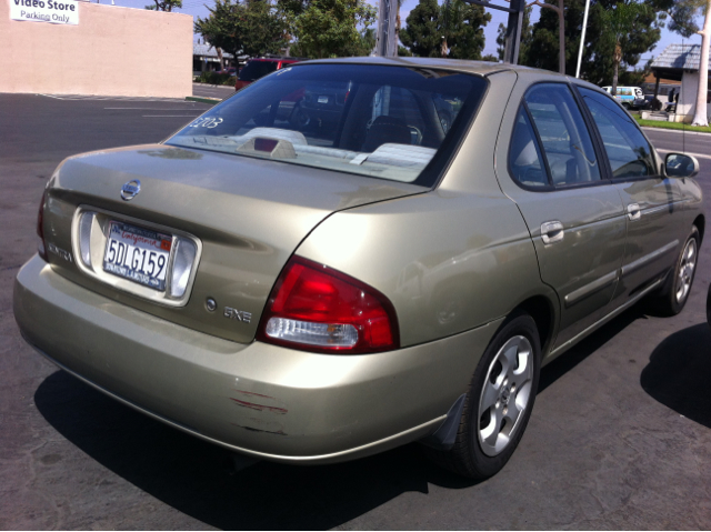 Nissan Sentra 2003 photo 3