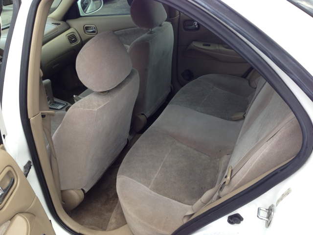 Nissan Sentra 2003 photo 2