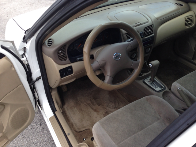 Nissan Sentra 2003 photo 3