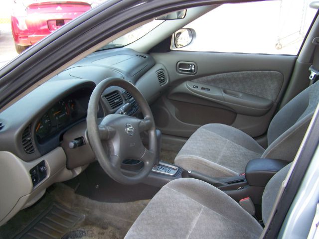 Nissan Sentra 2003 photo 1