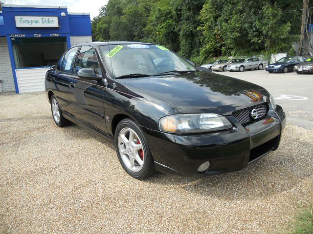 Nissan Sentra 2003 photo 2