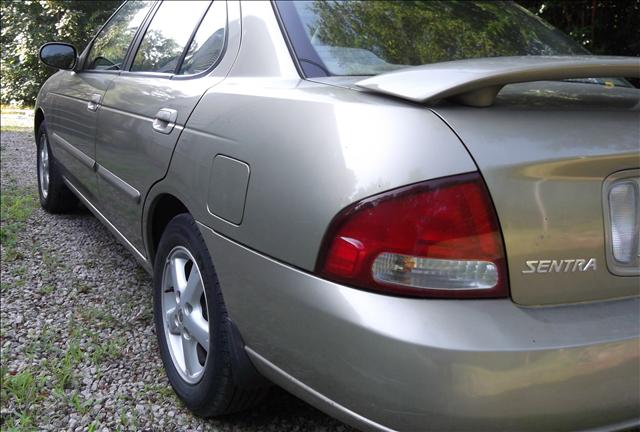 Nissan Sentra 2003 photo 2