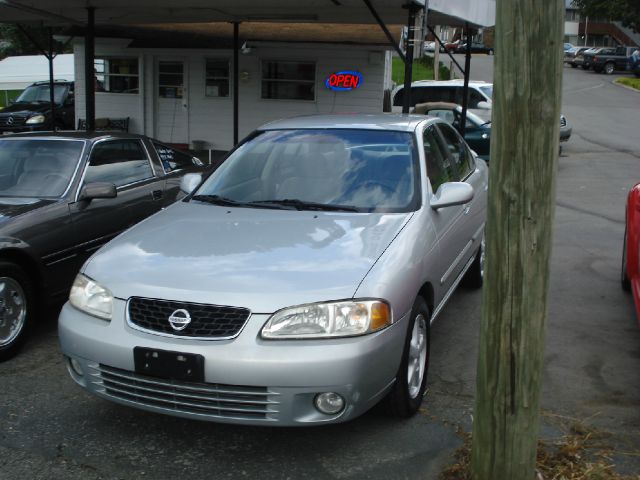 Nissan Sentra 2003 photo 3