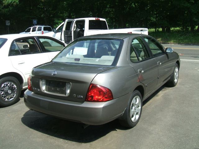 Nissan Sentra 2004 photo 3