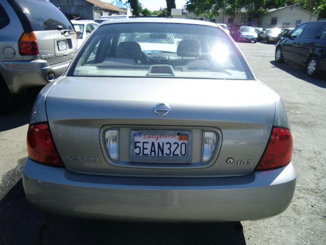 Nissan Sentra 2004 photo 5