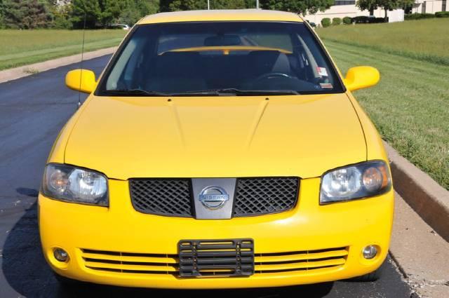 Nissan Sentra 2004 photo 1