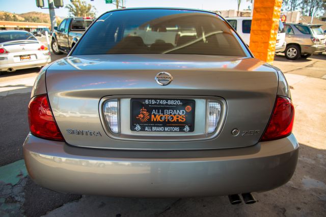 Nissan Sentra 2004 photo 4