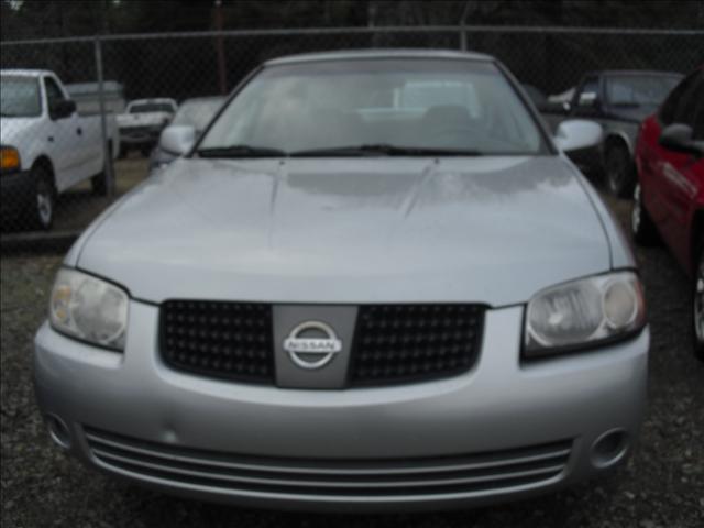 Nissan Sentra 2004 photo 1