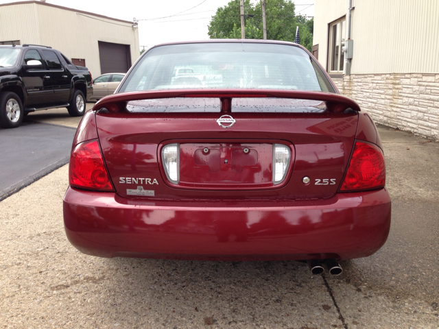 Nissan Sentra 2004 photo 1