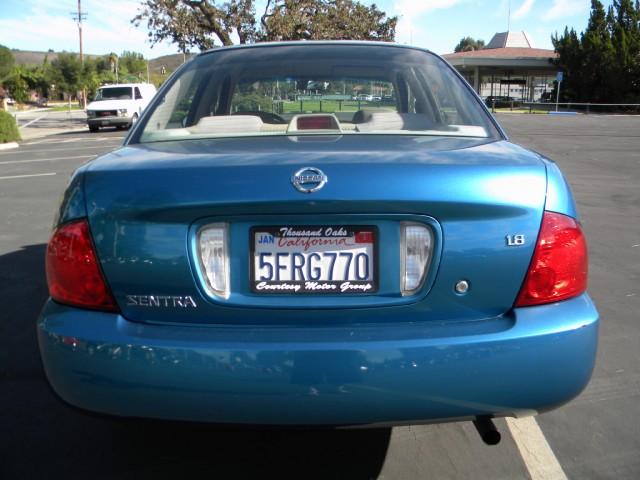 Nissan Sentra 2004 photo 3
