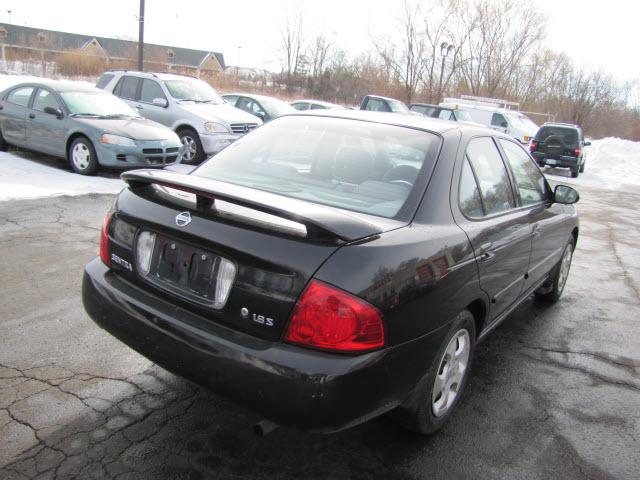 Nissan Sentra 2004 photo 4
