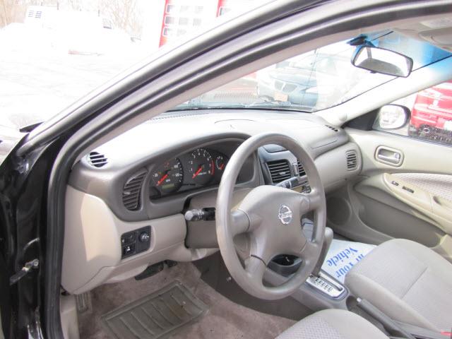 Nissan Sentra 2004 photo 5