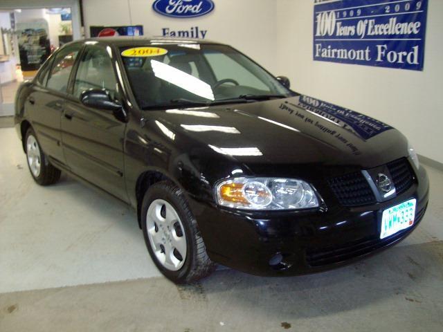 Nissan Sentra 2004 photo 1