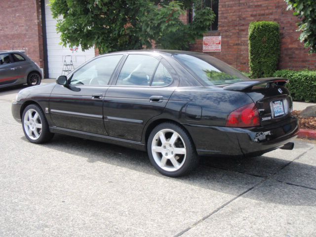 Nissan Sentra 2004 photo 1