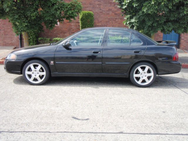 Nissan Sentra 2004 photo 2