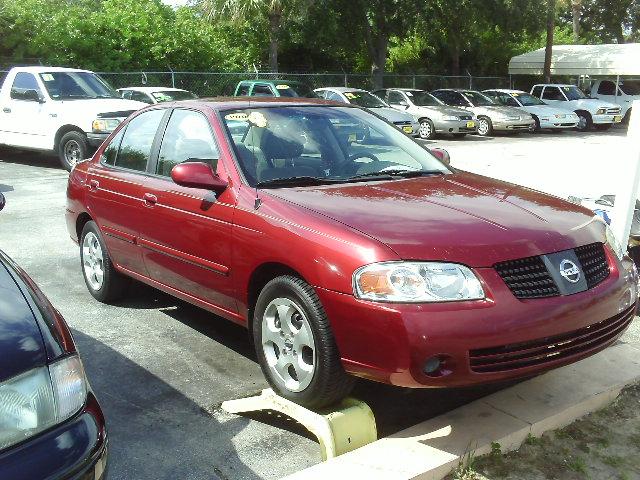 Nissan Sentra 2004 photo 1