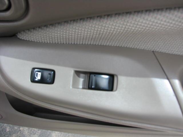 Nissan Sentra 2004 photo 12